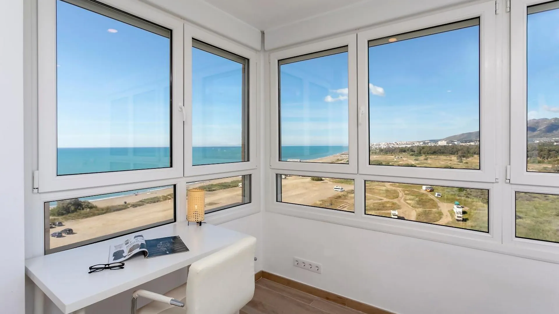 Sunstay Guadalmar Loft Seaview Málaga 0*,