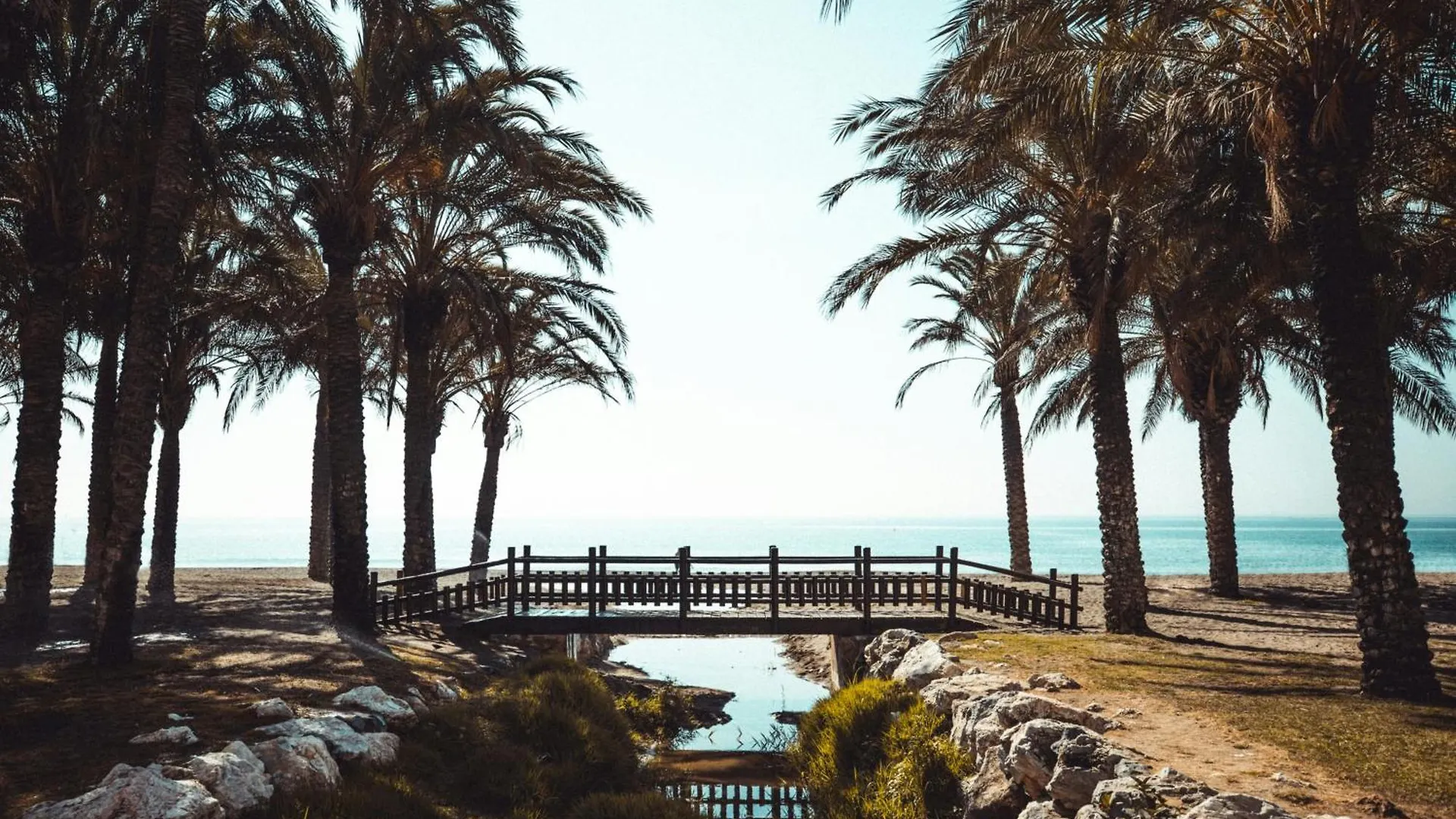 Sunstay Guadalmar Loft Seaview Málaga 0*,