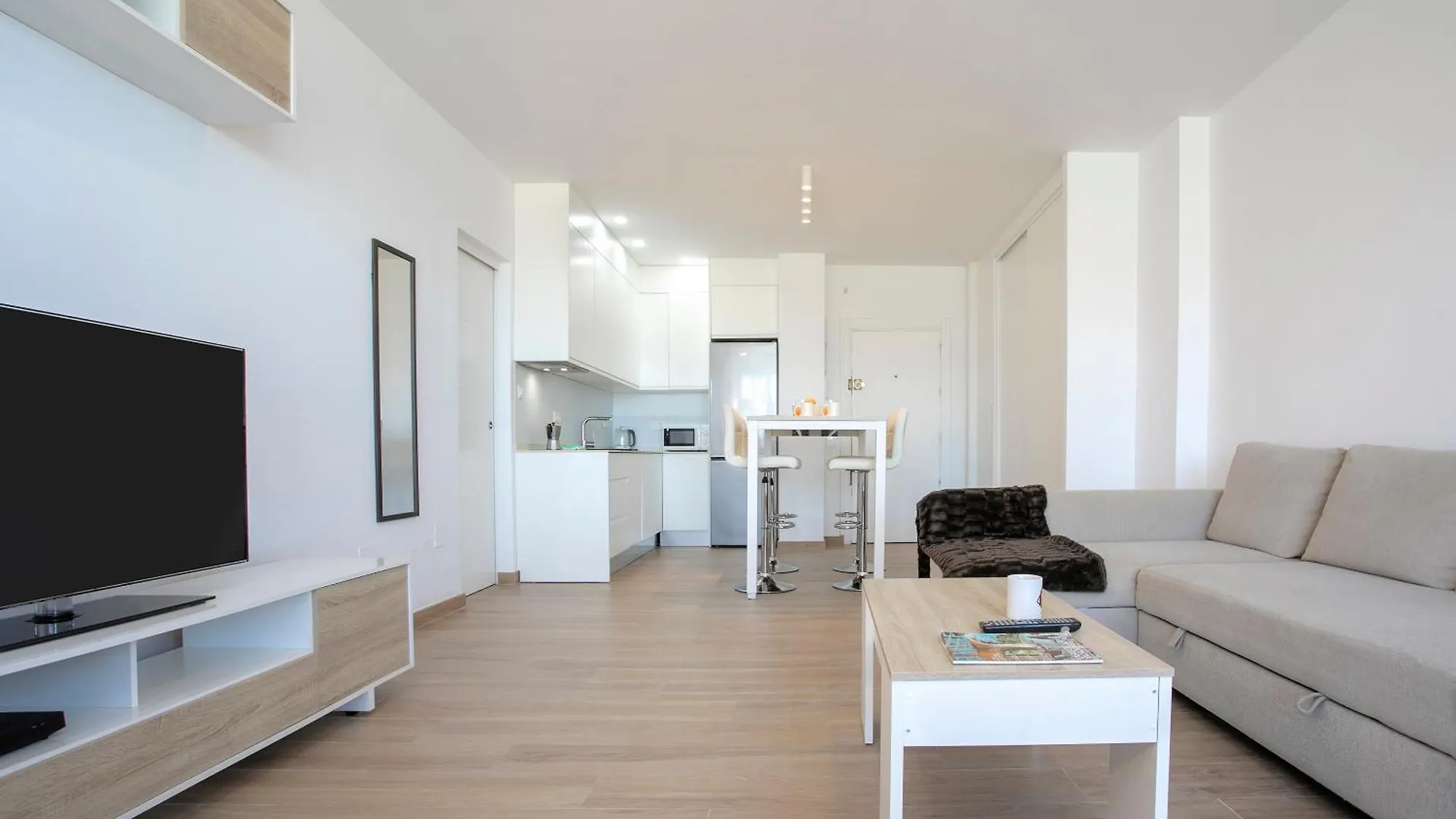 Sunstay Guadalmar Loft Seaview Málaga