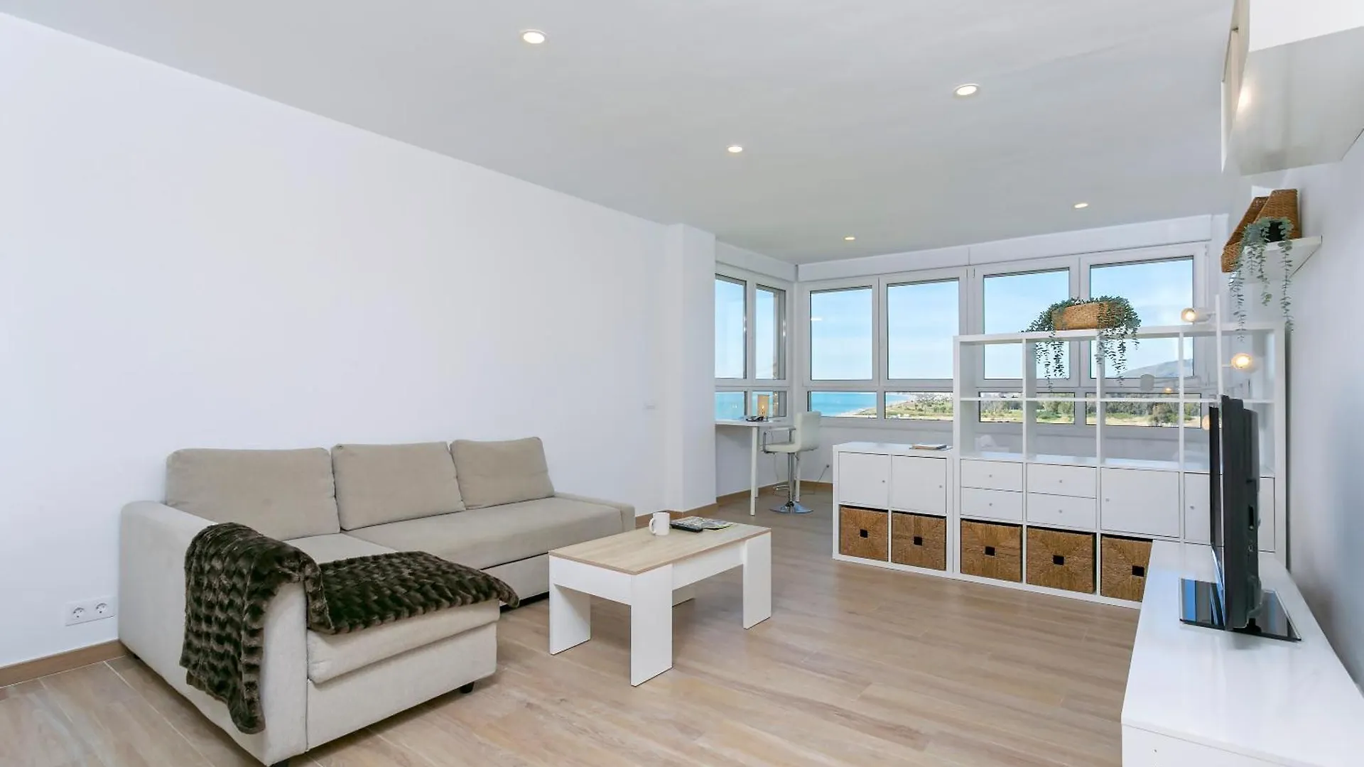 Apartamento Sunstay Guadalmar Loft Seaview Málaga